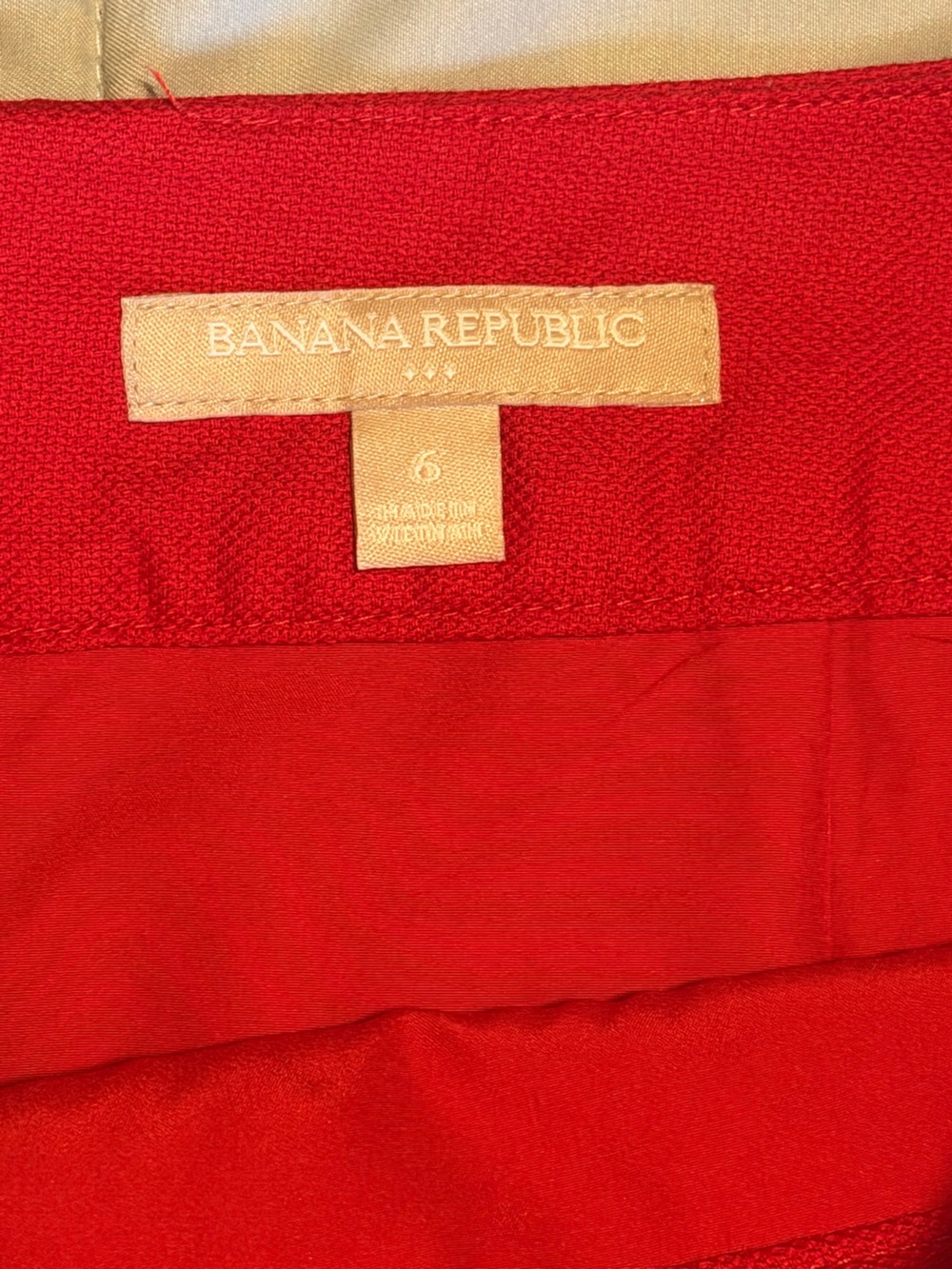 Banana Republic Red Pencil Skirt - Picture 4 of 5